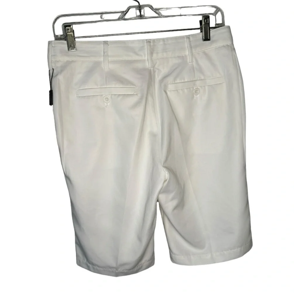 Bugatchi White Flat Front Shorts Size 30 Style # LX62000B425 NWT‎